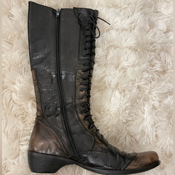 SOLD MO.S Italian Knee Boots - Picture 8 of 17